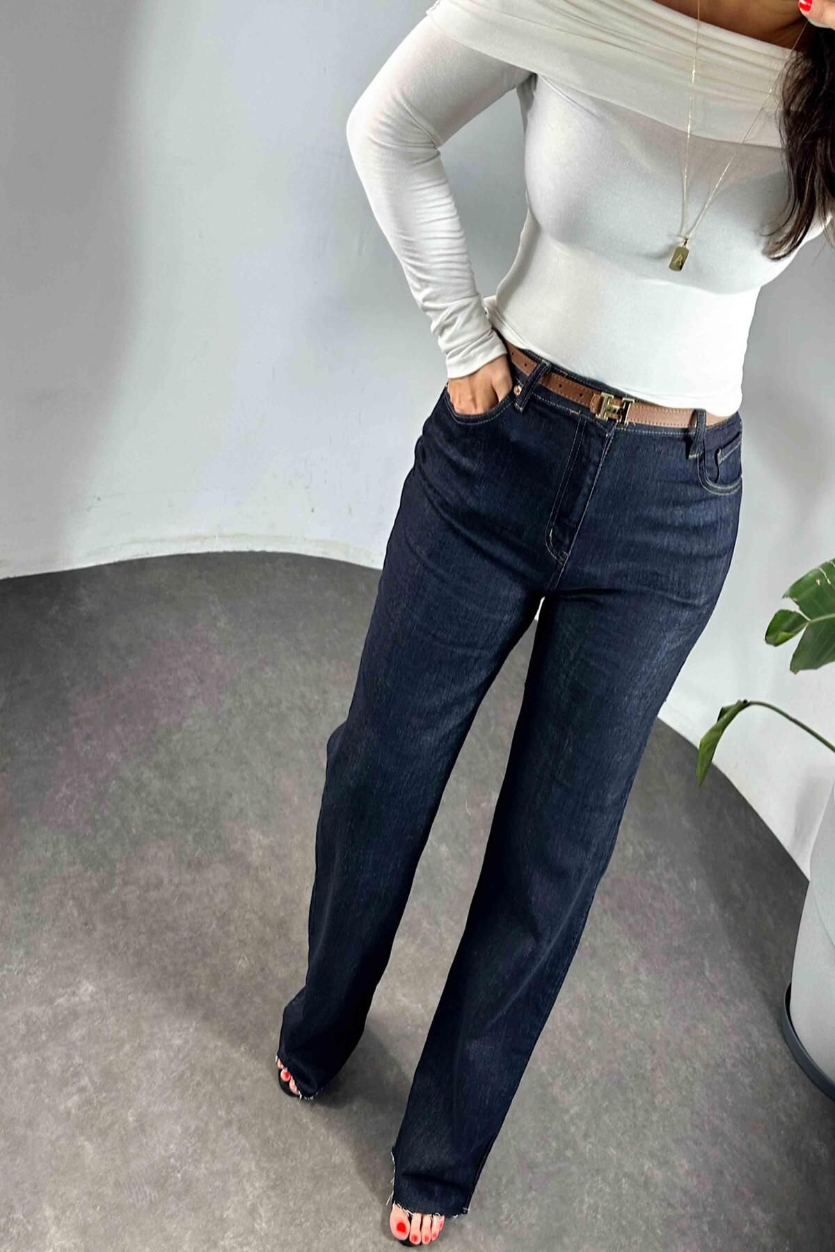 Marka Yüksek Bel Boyfit Jean Kadın Pantolon Lacivert Marka Yüksek Bel Boyfit Jean Kadın Pantolon Lacivert
