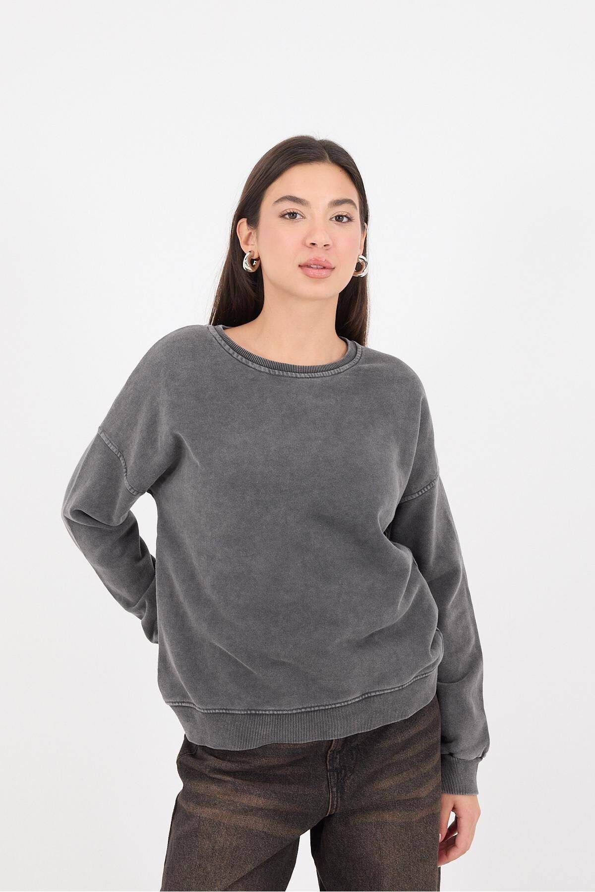 Bisiklet Yaka Uzun Kollu Sweatshirt S11221-j2