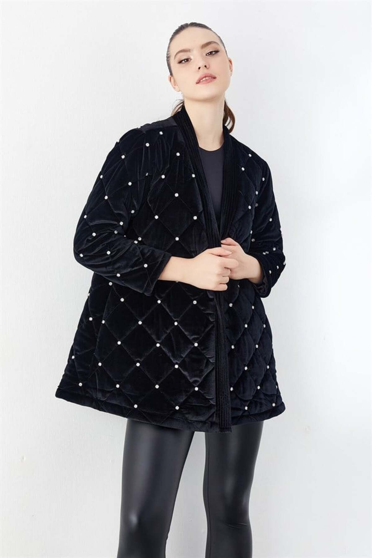 Kapitone Taşlı Kadife Mont Siyah Kapitone Taşlı Kadife Mont Siyah