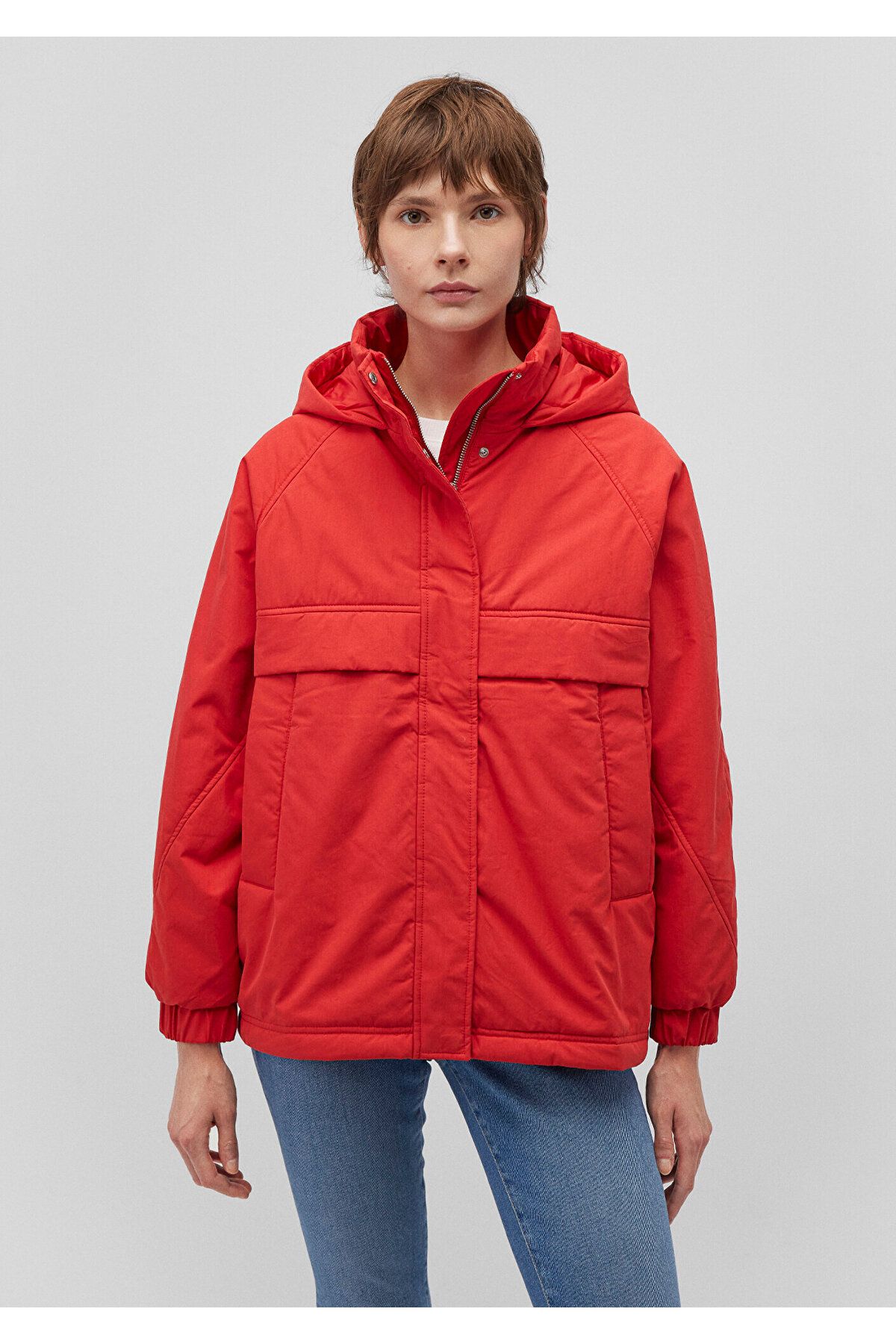 Kapüşonlu Kırmızı Ceket Oversize / Geniş Kesim 1110348-70461 Kapüşonlu Kırmızı Ceket Oversize / Geniş Kesim 1110348-70461