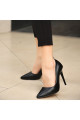 Siyah Cilt Stiletto Ayakkabı Siyah Cilt Stiletto Ayakkabı