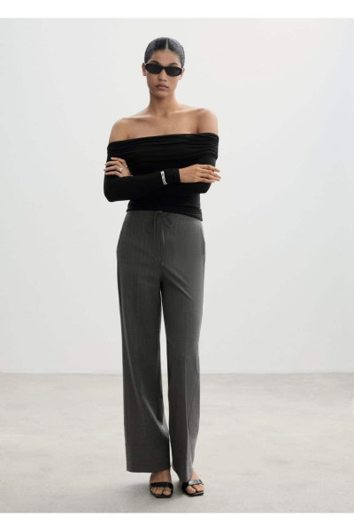 Omuzları açık tişört Omuzları açık tişört