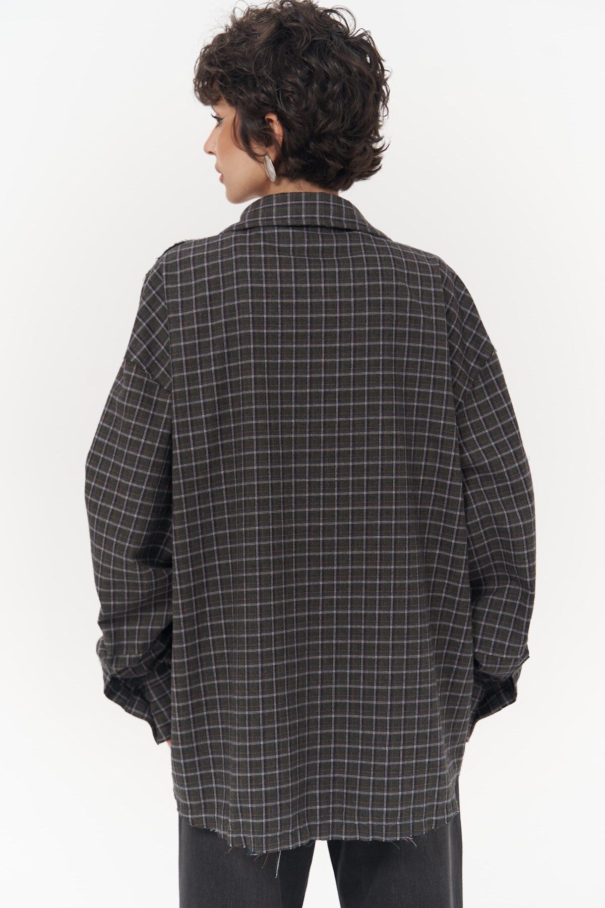 Mai Collection Roan Haki Oversize Unisex Gömlek Mai Collection Roan Haki Oversize Unisex Gömlek