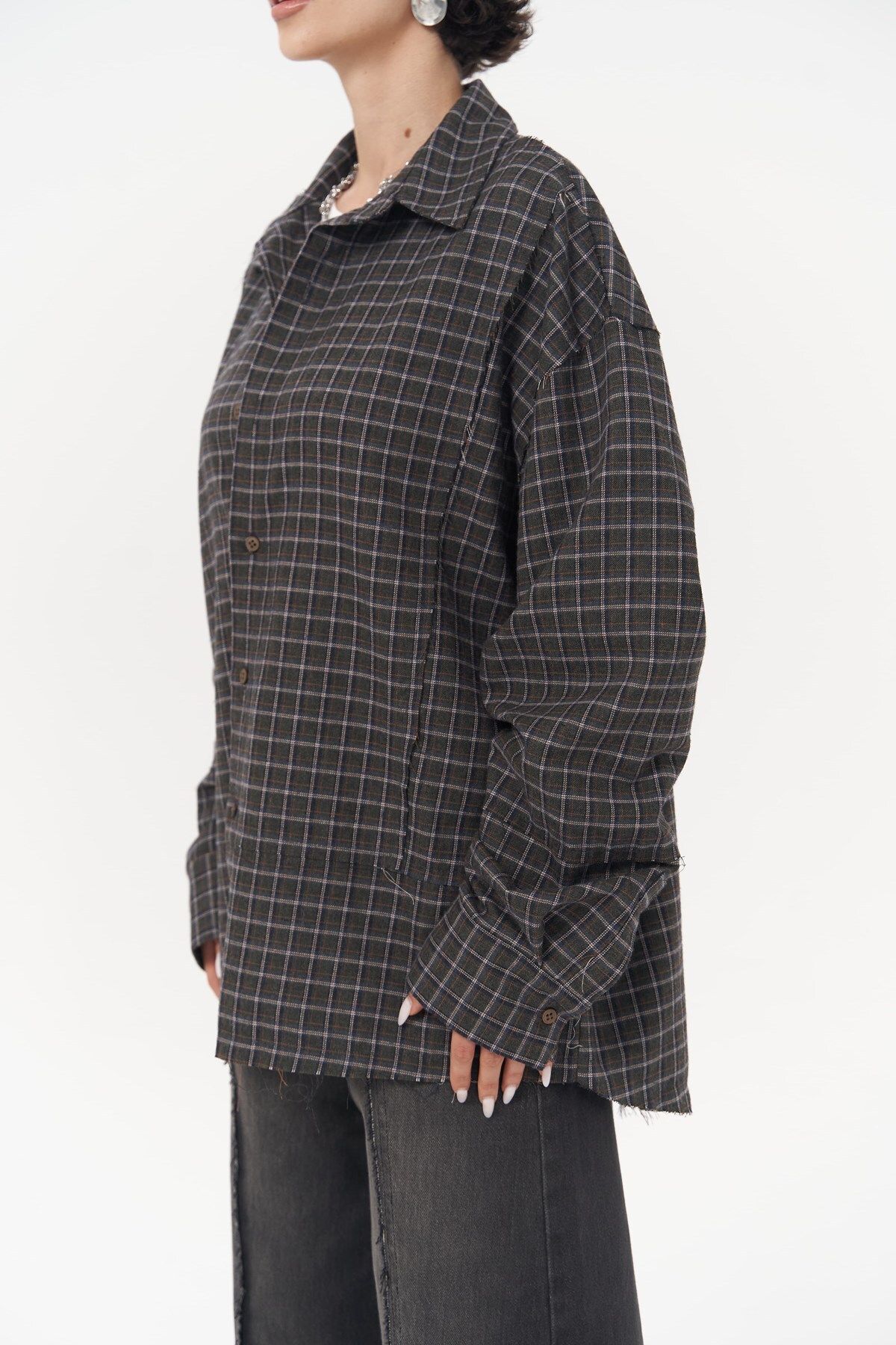 Mai Collection Roan Haki Oversize Unisex Gömlek Mai Collection Roan Haki Oversize Unisex Gömlek