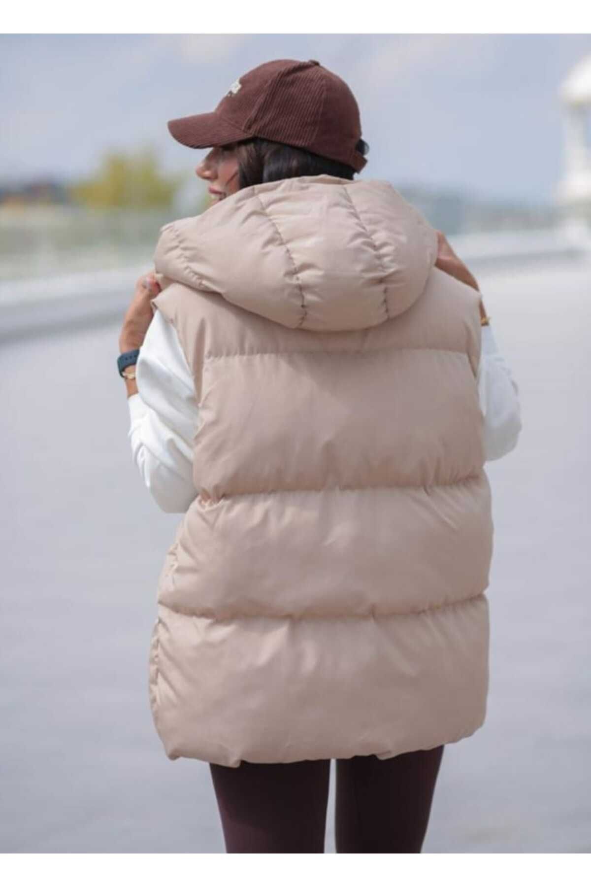 OVERSİZE ŞIK TASARIM RAHAT KALIP ŞİŞME YELEK MONT OVERSİZE ŞIK TASARIM RAHAT KALIP ŞİŞME YELEK MONT