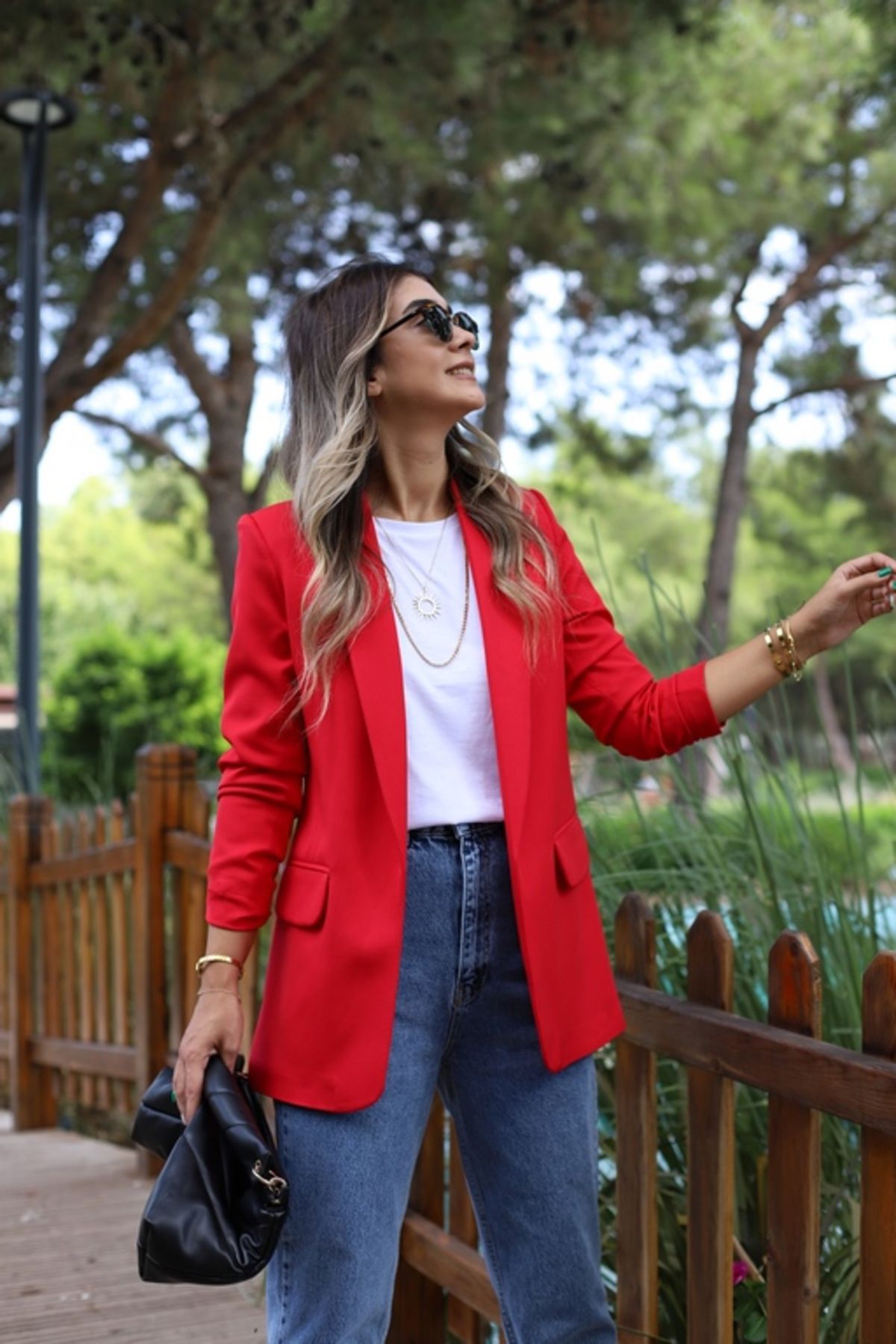 Kırmızı Kol Büzgü Detay Blazer Kırmızı Kol Büzgü Detay Blazer