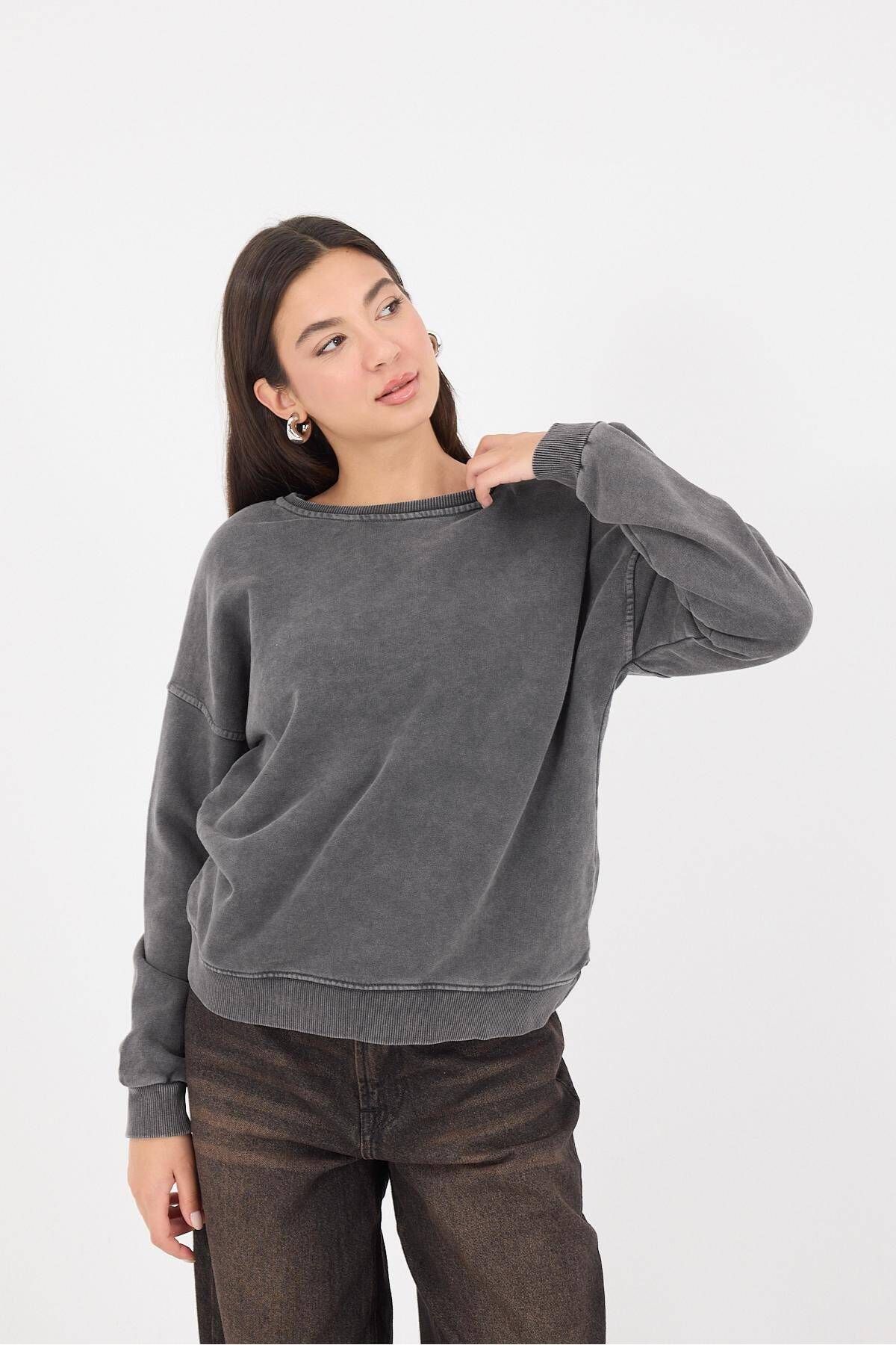 Bisiklet Yaka Uzun Kollu Sweatshirt S11221-j2