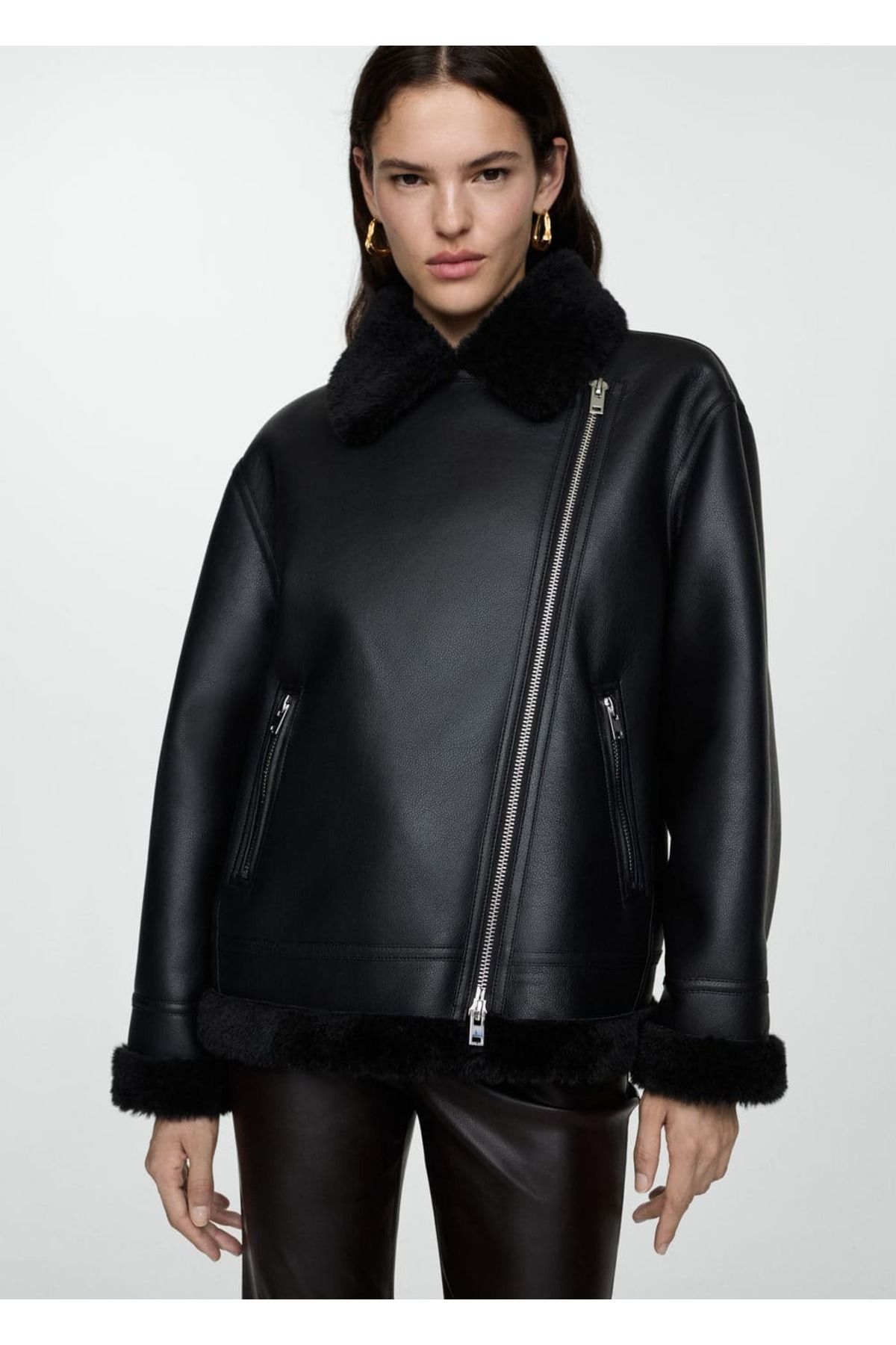 Suni kürk astarlı ceket Suni kürk astarlı ceket