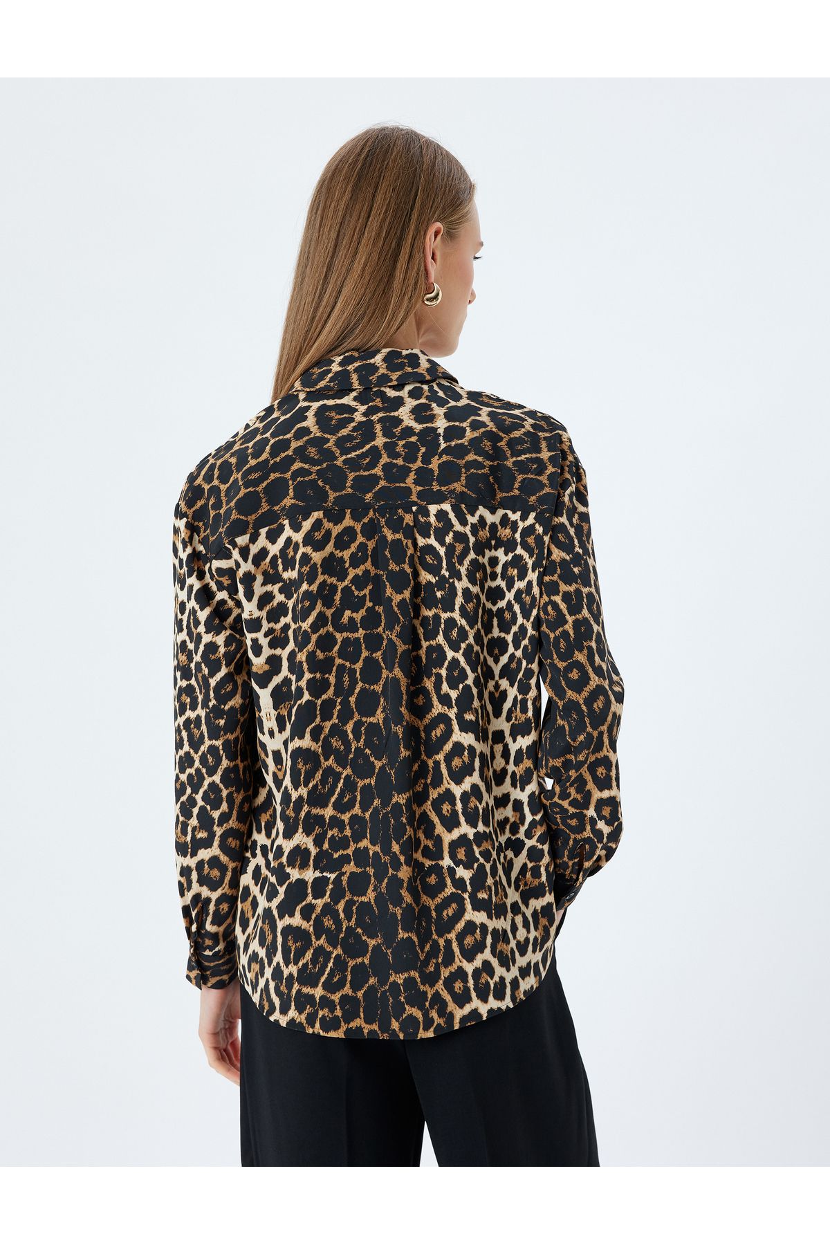 Leopar Gömlek Uzun Kollu Krep Kumaş Leopar Gömlek Uzun Kollu Krep Kumaş
