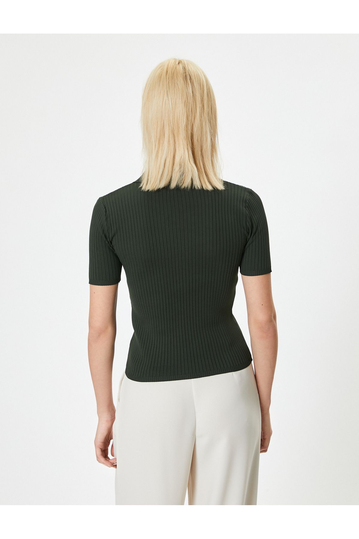 Polo Yaka Kazak Kısa Kollu Düğme Detaylı Kaşkorse Slim Fit Polo Yaka Kazak Kısa Kollu Düğme Detaylı Kaşkorse Slim Fit