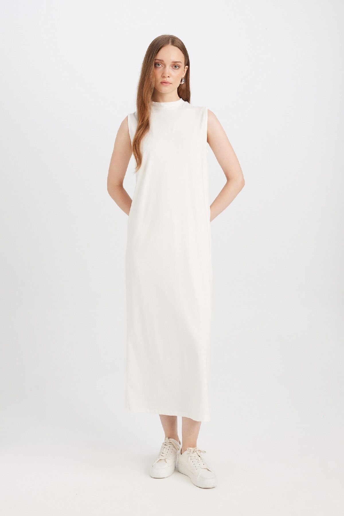 Regular Fit Yarım Balıkçı Yaka Basic Düz Kolsuz Maxi Elbise D4898ax24wn Regular Fit Yarım Balıkçı Yaka Basic Düz Kolsuz Maxi Elbise D4898ax24wn