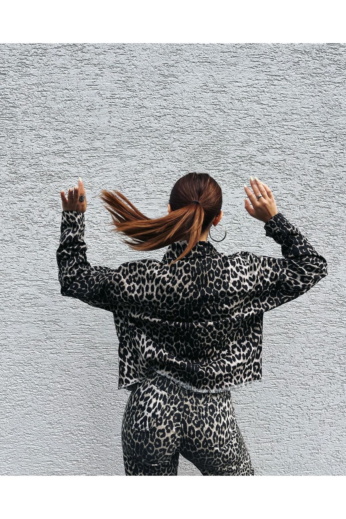 Leopar Desen Denim Ceket Leopar Desen Denim Ceket