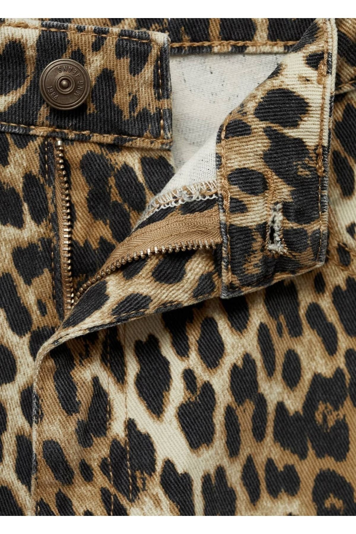 Leopar Desenli Yüksek Bel Düz Kesim Jean Pantolon Leopar Desenli Yüksek Bel Düz Kesim Jean Pantolon