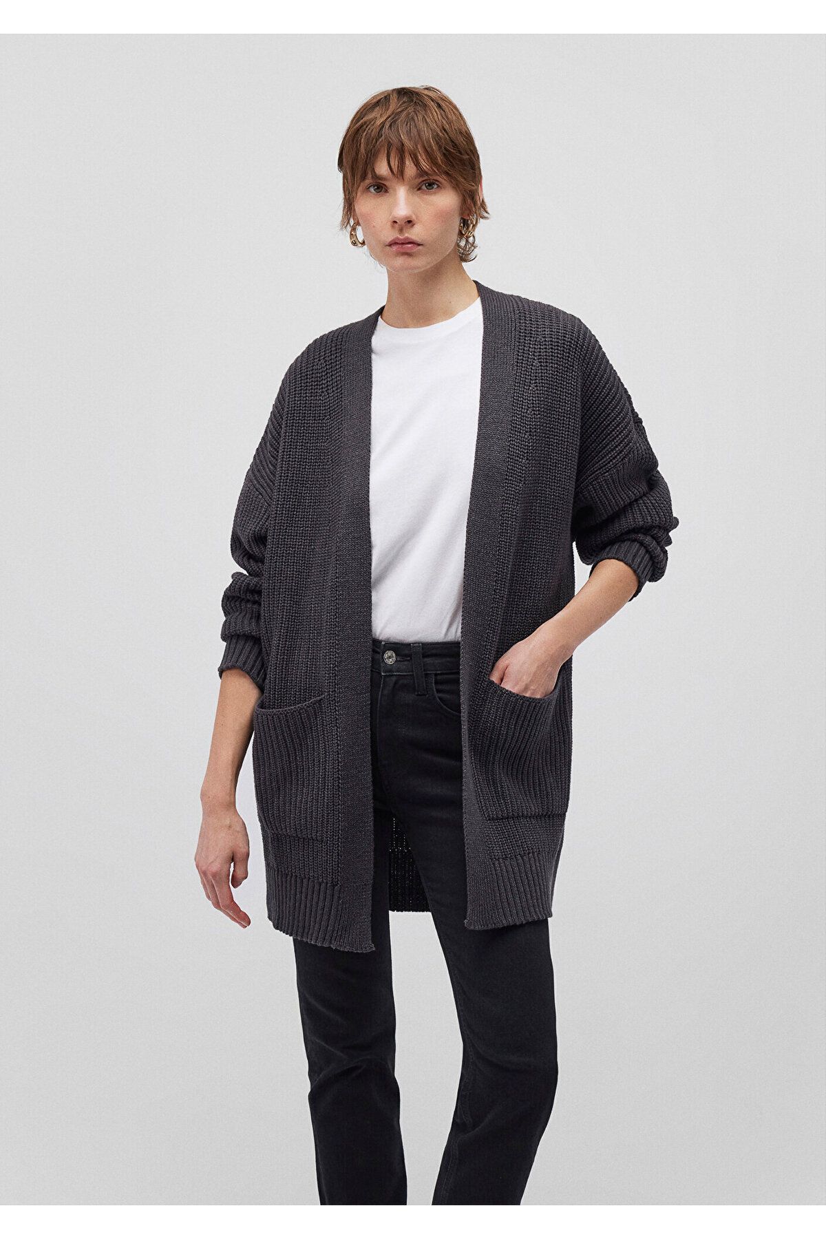 Uzun Gri Hırka Oversize / Geniş Kesim 1710118-80023 Uzun Gri Hırka Oversize / Geniş Kesim 1710118-80023