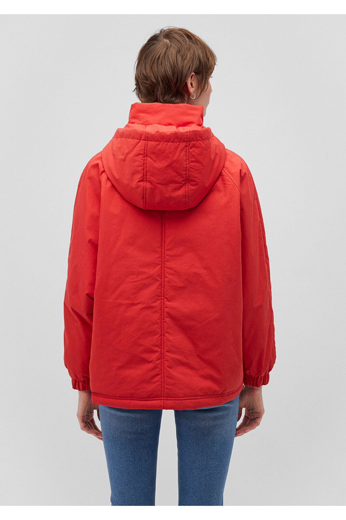 Kapüşonlu Kırmızı Ceket Oversize / Geniş Kesim 1110348-70461 Kapüşonlu Kırmızı Ceket Oversize / Geniş Kesim 1110348-70461