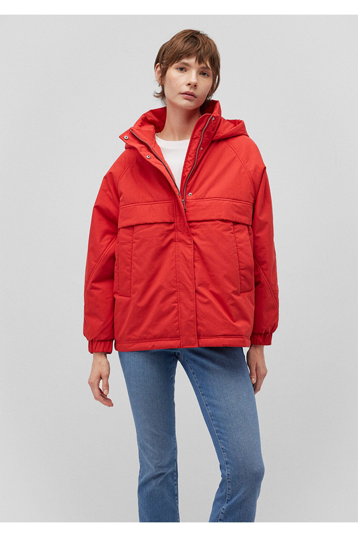 Kapüşonlu Kırmızı Ceket Oversize / Geniş Kesim 1110348-70461 Kapüşonlu Kırmızı Ceket Oversize / Geniş Kesim 1110348-70461