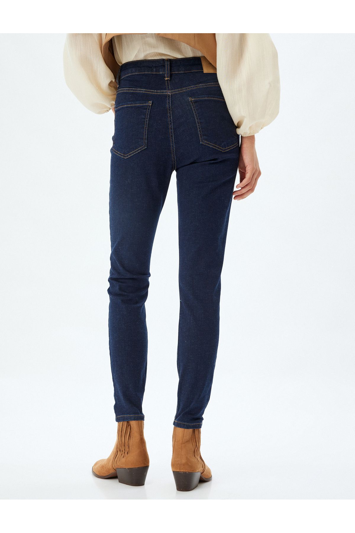 Yüksek Bel Kot Pantolon Düğmeli Dar Kalıp - Skinny Push Up Fit Jean Yüksek Bel Kot Pantolon Düğmeli Dar Kalıp - Skinny Push Up Fit Jean