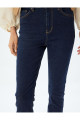 Yüksek Bel Kot Pantolon Düğmeli Dar Kalıp - Skinny Push Up Fit Jean Yüksek Bel Kot Pantolon Düğmeli Dar Kalıp - Skinny Push Up Fit Jean