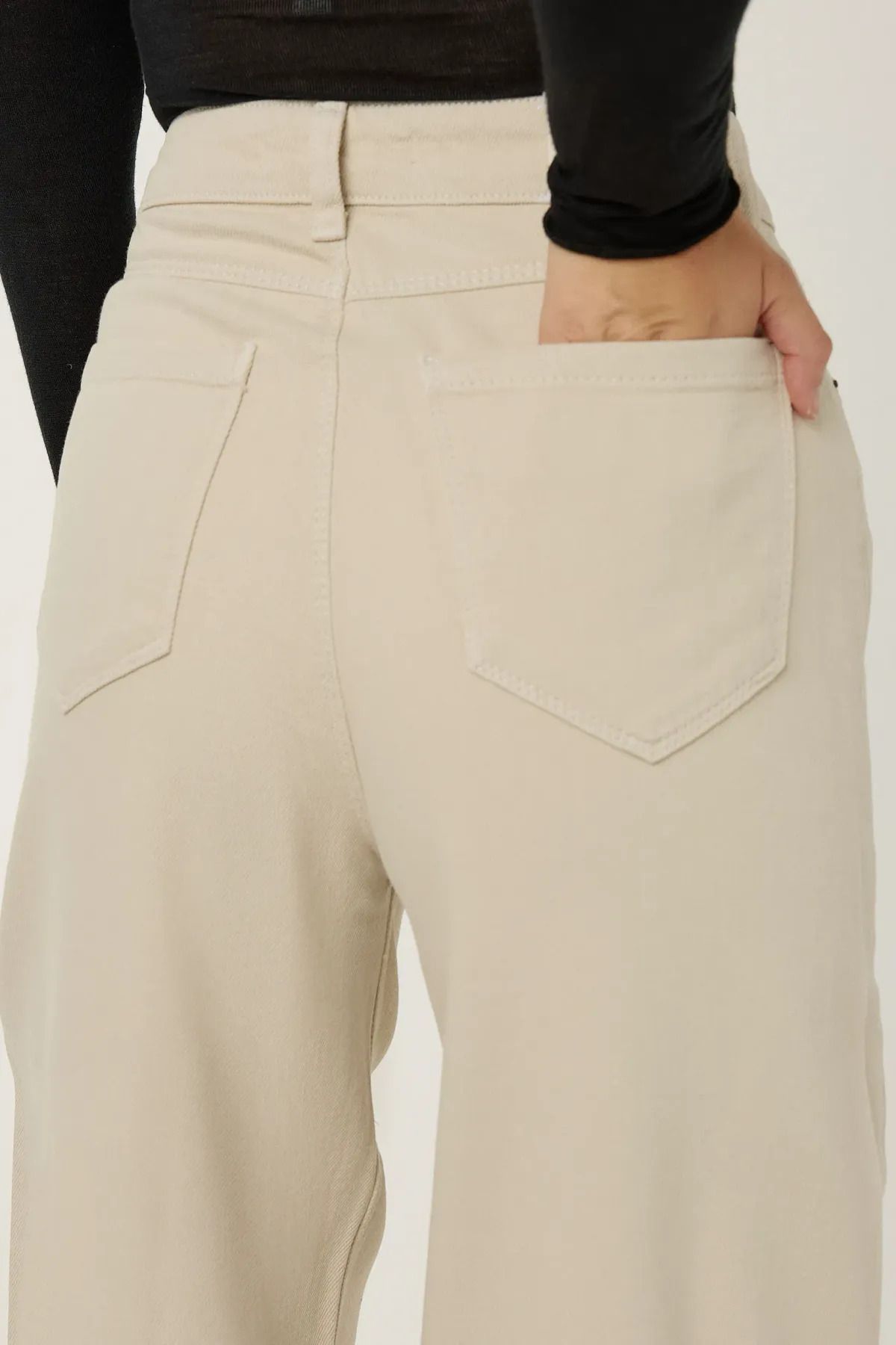 Yüksek Bel Geniş Paça Jean Pantolon Yüksek Bel Geniş Paça Jean Pantolon