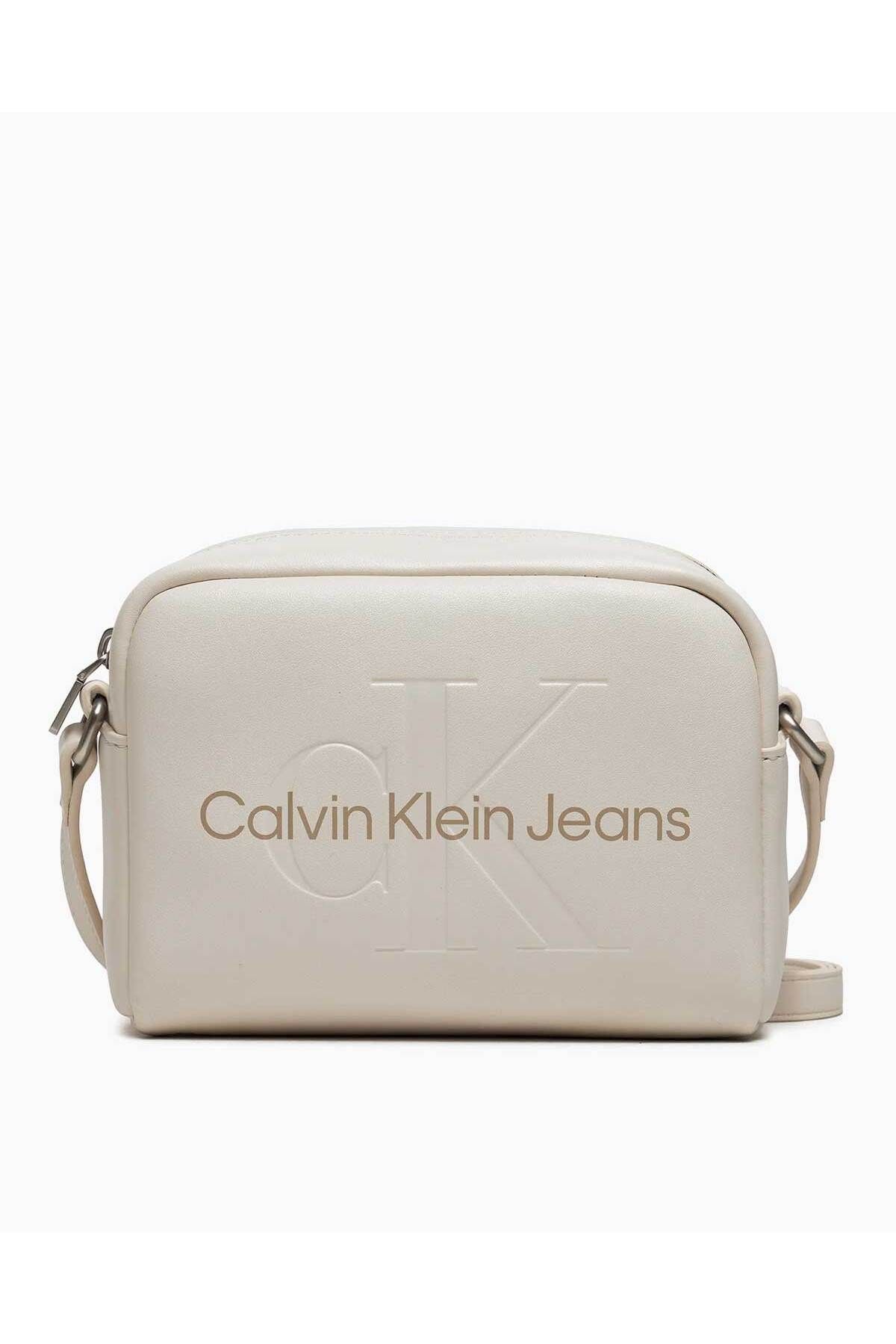 Sculpted Camera Bag Çapraz Askılı Çanta Sculpted Camera Bag Çapraz Askılı Çanta