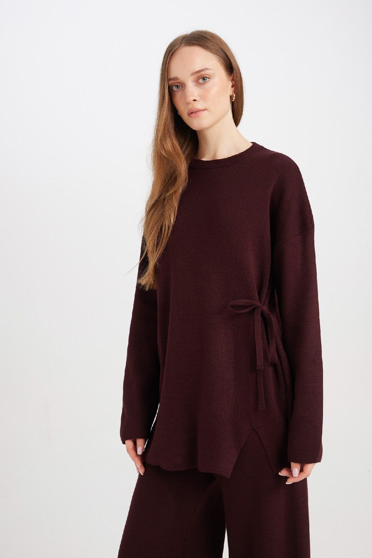 Regular Fit Bisiklet Yaka Bağlamalı Basic Düz Triko Kazak Tunik D7508ax24wn Regular Fit Bisiklet Yaka Bağlamalı Basic Düz Triko Kazak Tunik D7508ax24wn