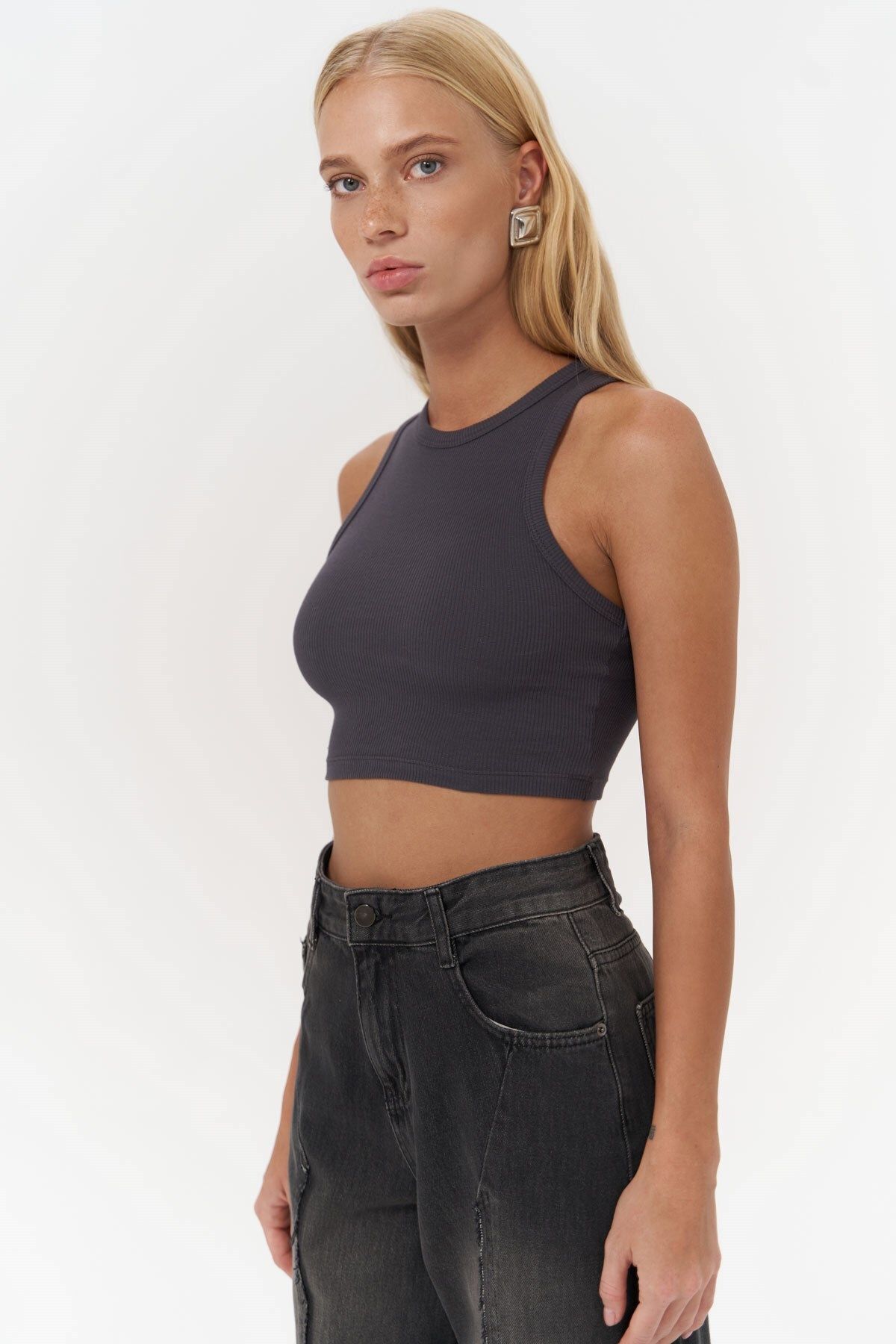 Mai Collection Fleur Fitilli Halter Yaka Antrasit Crop Mai Collection Fleur Fitilli Halter Yaka Antrasit Crop