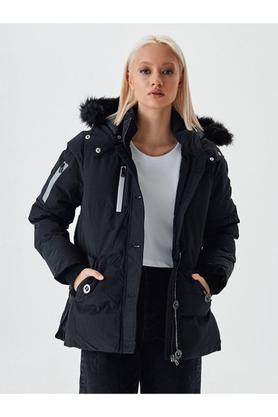 Şişme Cepli Siyah Mont Şişme Cepli Siyah Mont