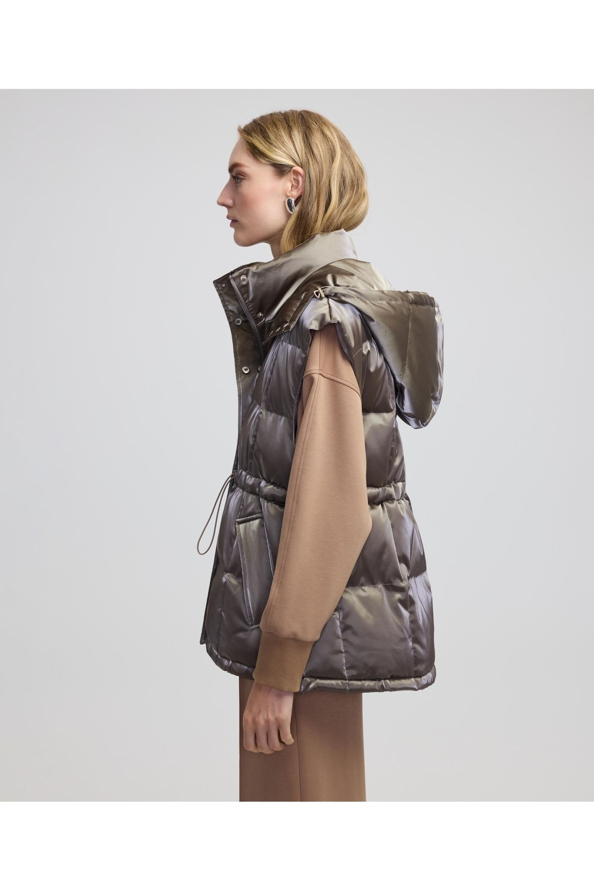 Parlak dokulu şişme yelek Parlak dokulu şişme yelek