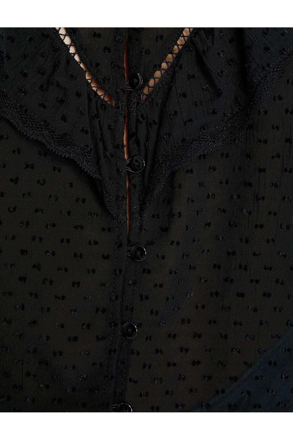 Şifon Gömlek Balon Kollu V Yaka Fırfırlı Düğmeli Şifon Gömlek Balon Kollu V Yaka Fırfırlı Düğmeli