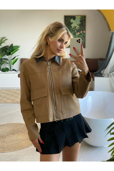 Siyah Deri Yaka Gabardin Cepli Ceket Siyah Deri Yaka Gabardin Cepli Ceket