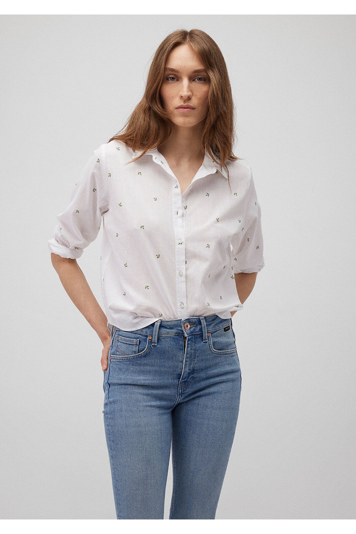 MAVİ KADIN UZUN KOL GÖMLEK Comfrey Leave Print 1210030-88007 MAVİ KADIN UZUN KOL GÖMLEK Comfrey Leave Print 1210030-88007