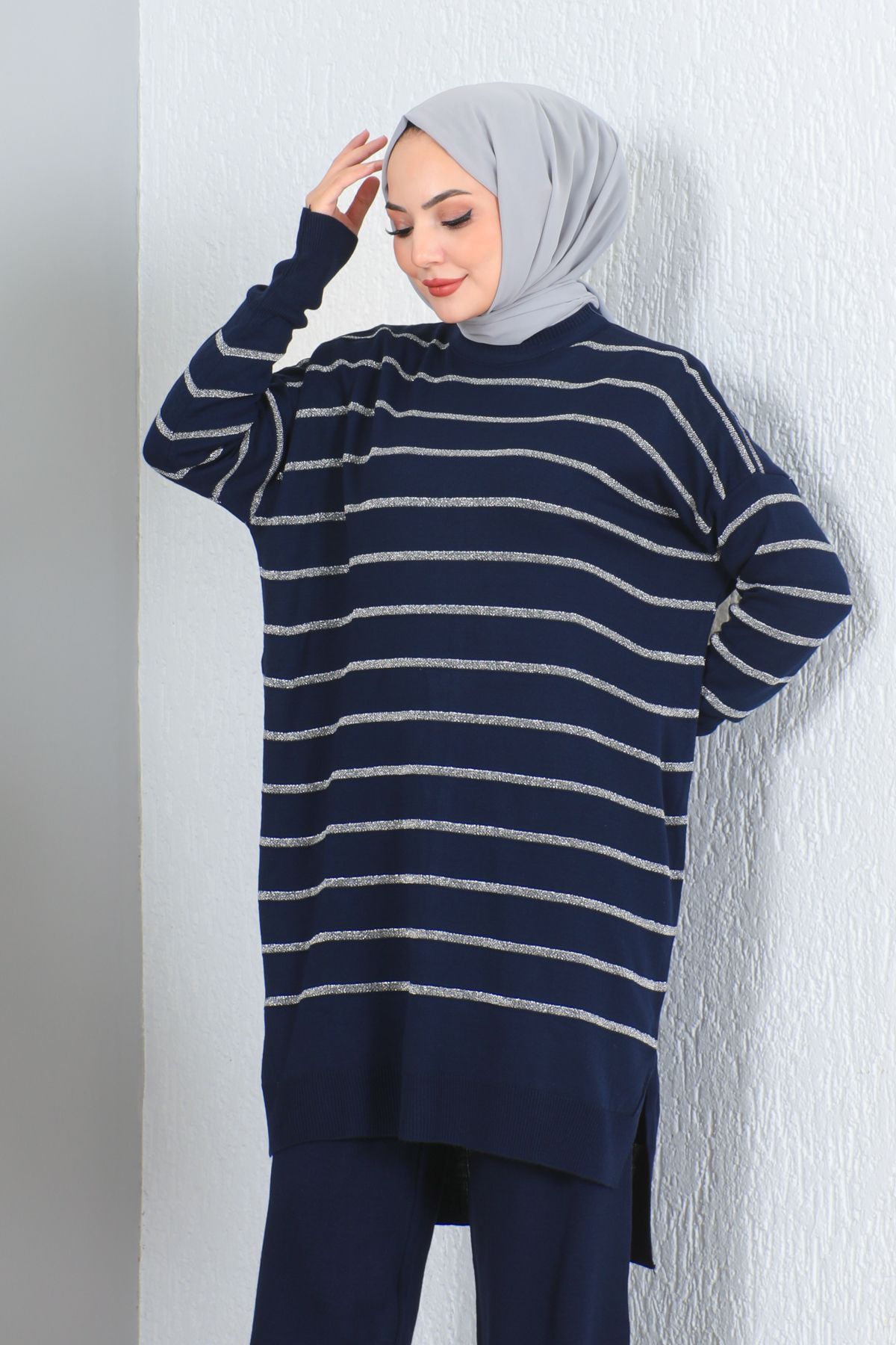 Simli Çizgili Tunik Pantolon Triko Takım - Lacivert Simli Çizgili Tunik Pantolon Triko Takım - Lacivert