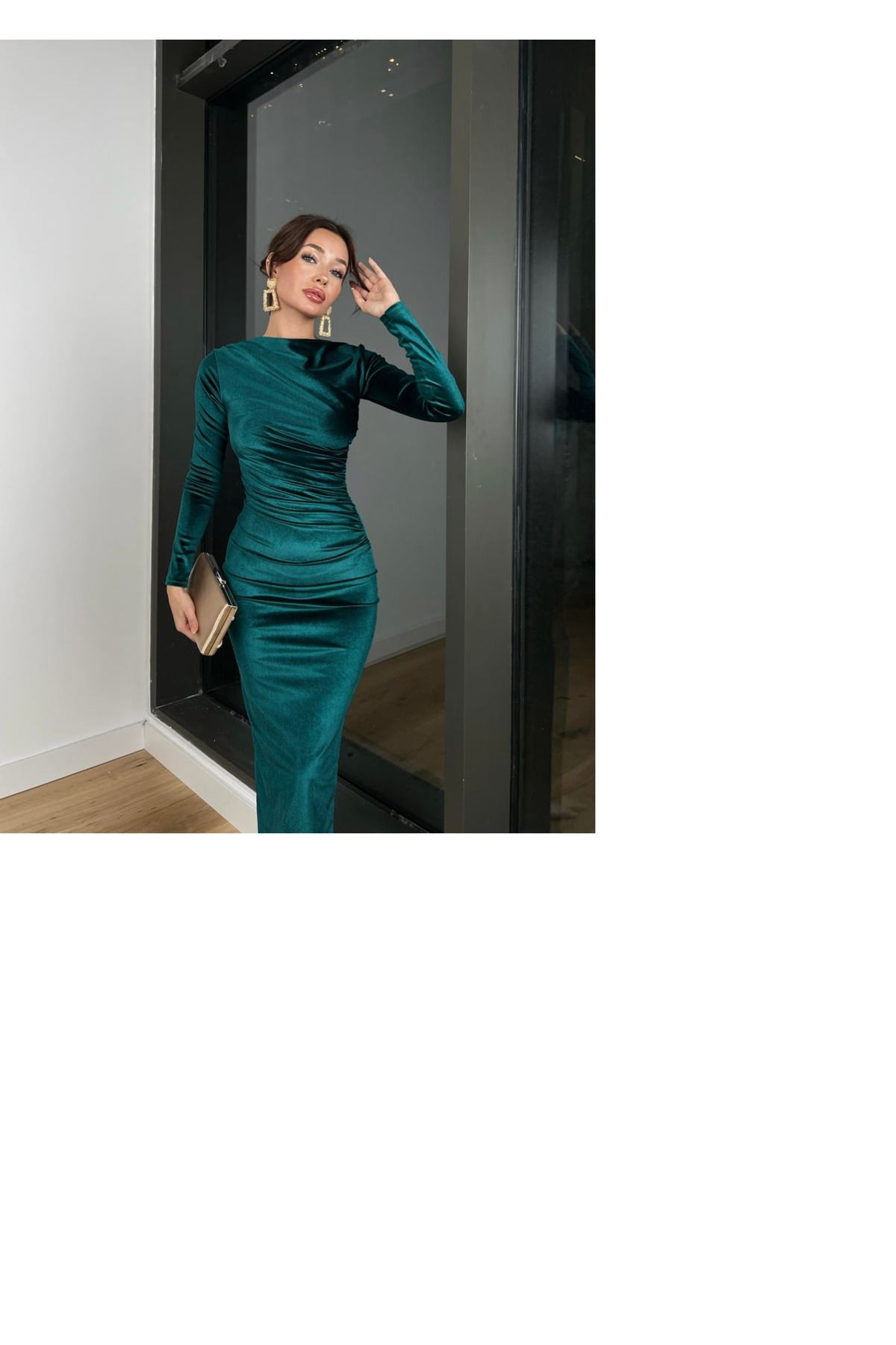 KADIN Uzun Kollu Drape Detaylı Malenkov Kadife Elbise KADIN Uzun Kollu Drape Detaylı Malenkov Kadife Elbise