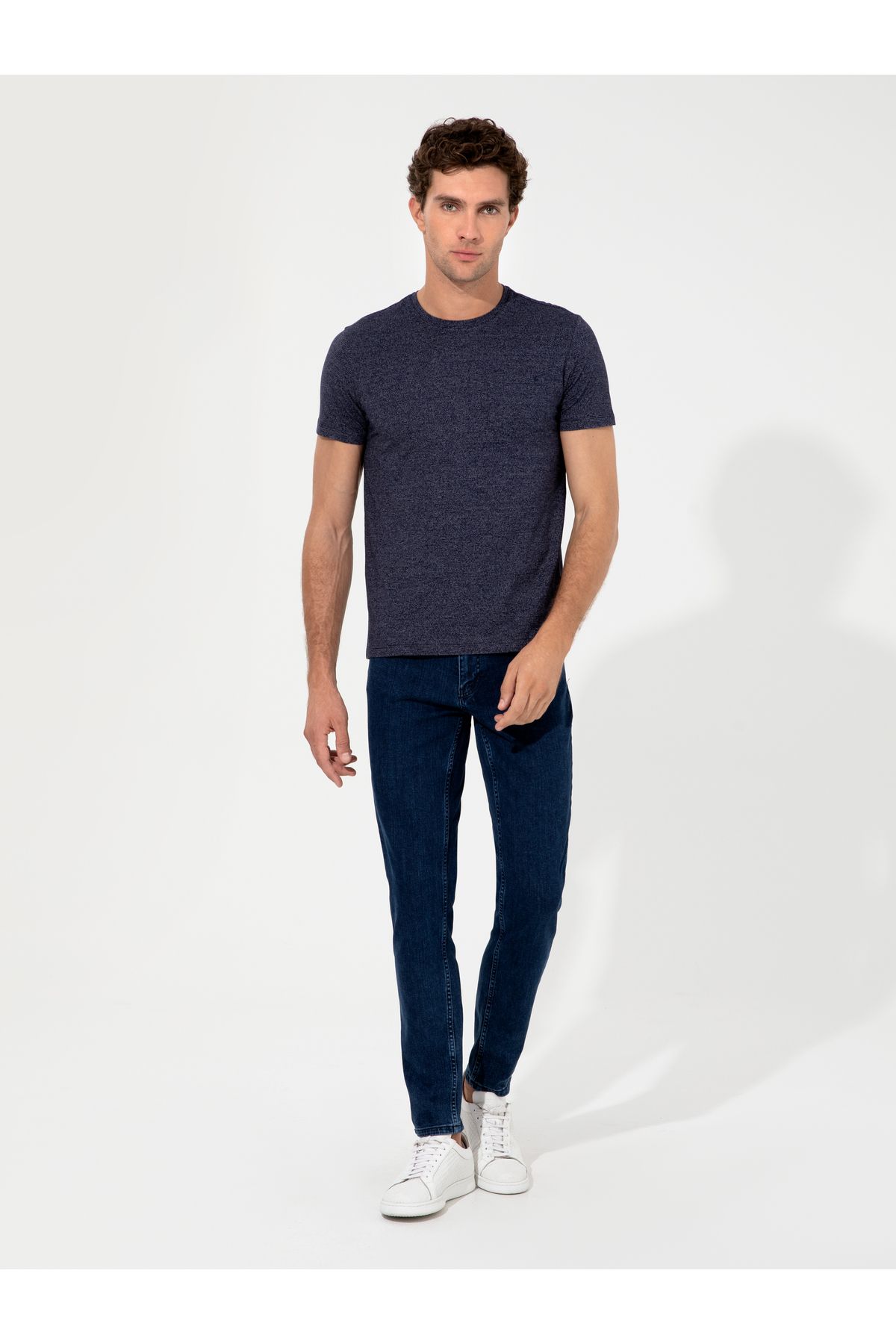 Lacivert Bisiklet Yaka Slim Fit T-Shirt 50240270-VR033