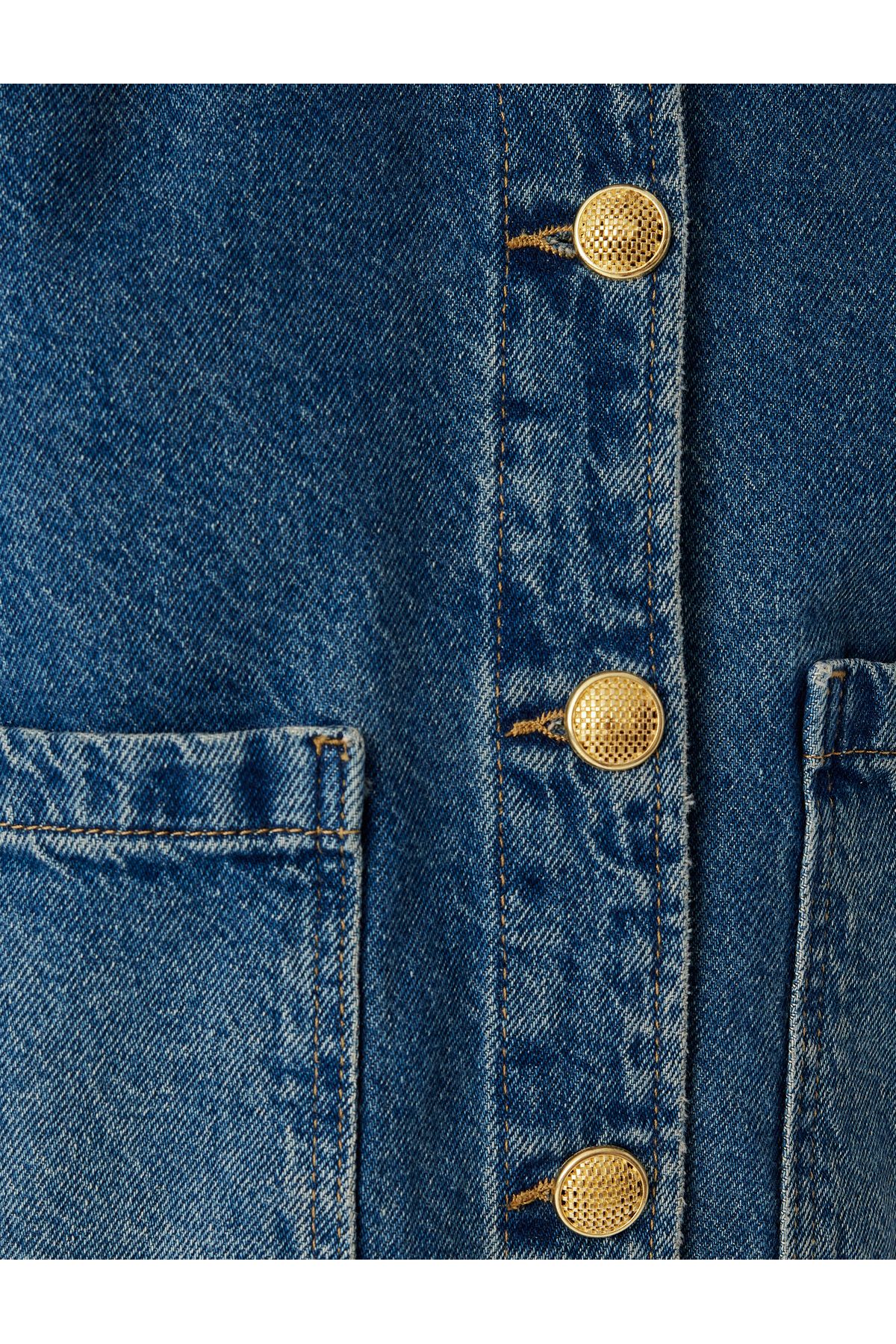 Kot Ceket Cep Detaylı Düğmeli Yuvarlak Yaka Slim Fit Pamuklu Kot Ceket Cep Detaylı Düğmeli Yuvarlak Yaka Slim Fit Pamuklu