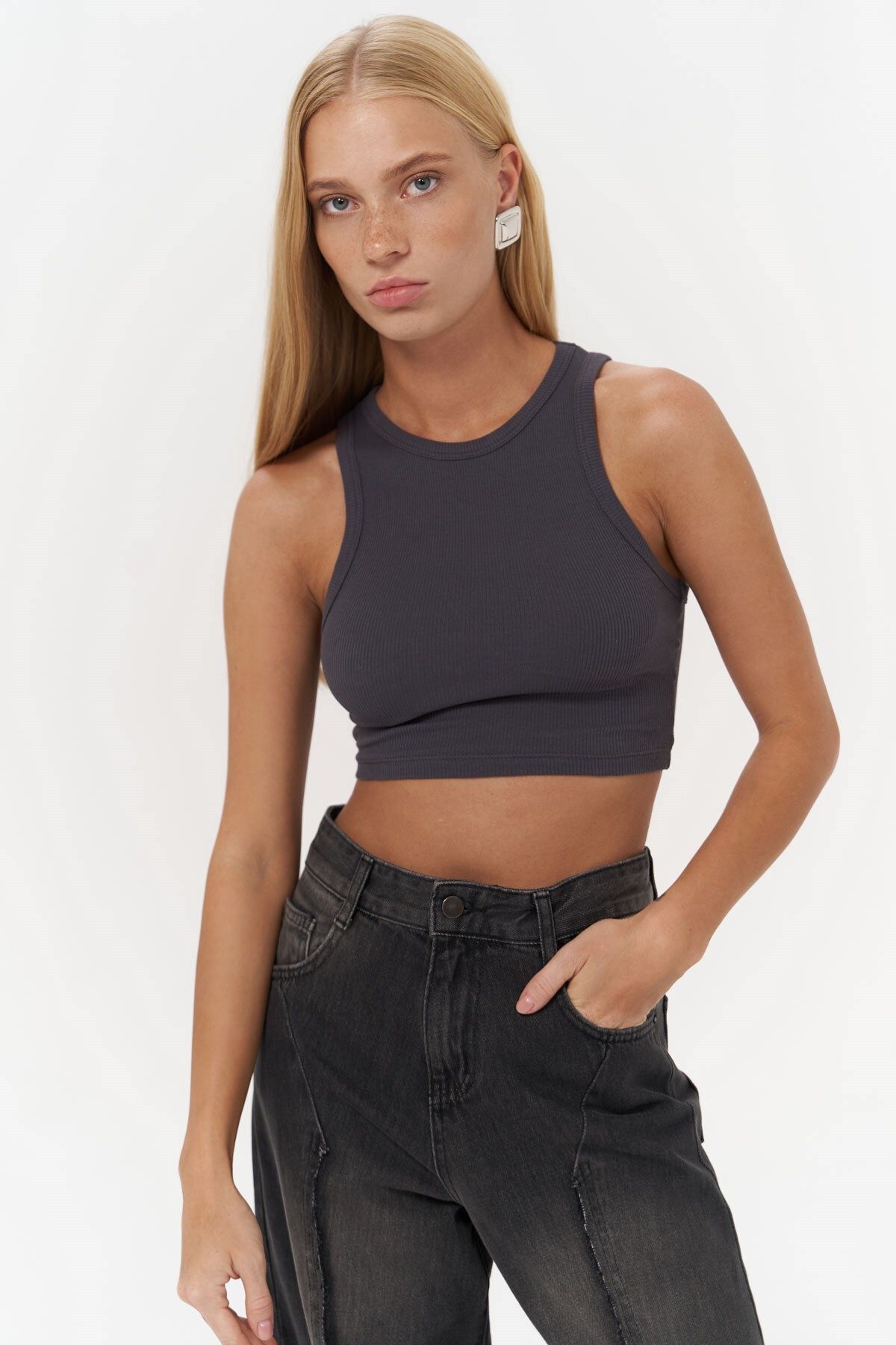 Mai Collection Fleur Fitilli Halter Yaka Antrasit Crop Mai Collection Fleur Fitilli Halter Yaka Antrasit Crop