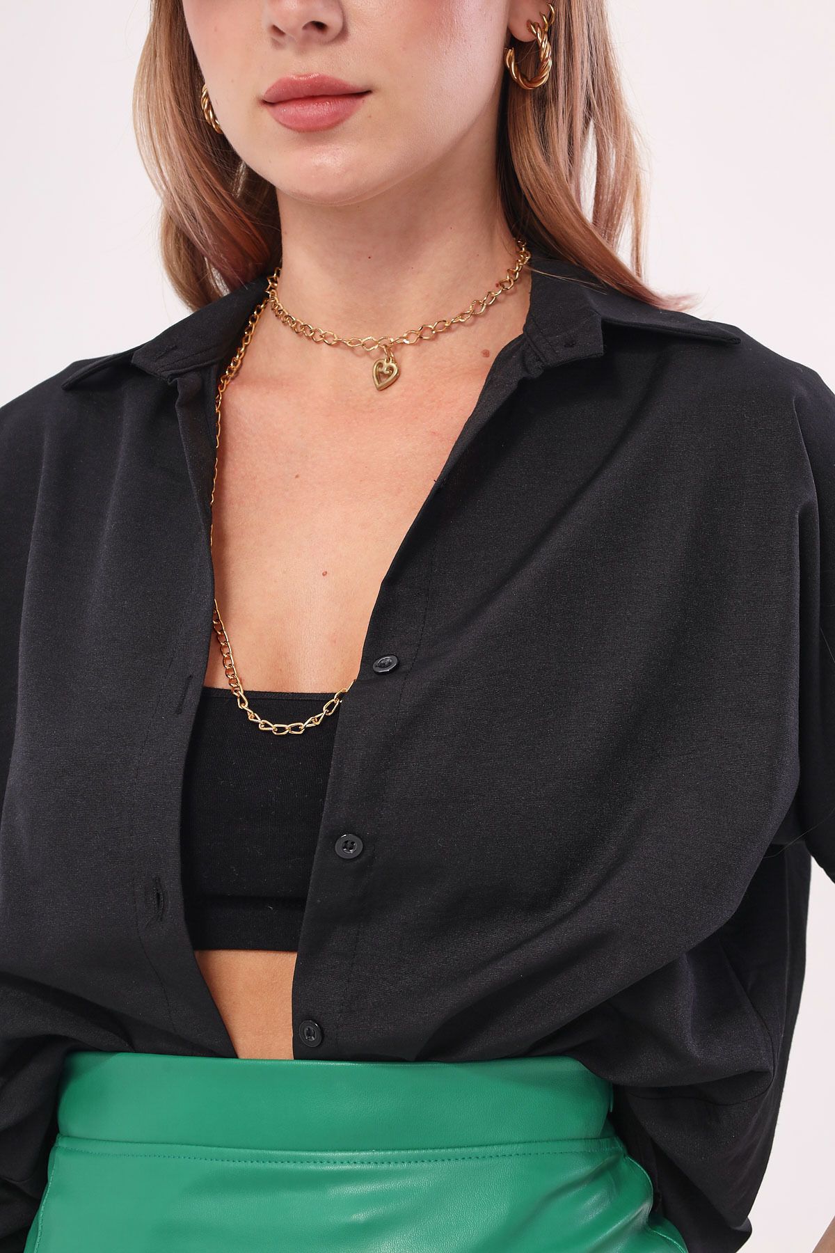 Kadın Siyah Oversize Uzun Basic Gömlek ARM-22Y001118 Kadın Siyah Oversize Uzun Basic Gömlek ARM-22Y001118