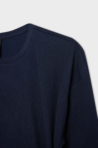 Lacivert Regular Fit Bisiklet Yaka Bağlama Detaylı Casual Bürümcük Uzun Kollu Tişört E1800ax24wn Lacivert Regular Fit Bisiklet Yaka Bağlama Detaylı Casual Bürümcük Uzun Kollu Tişört E1800ax24wn