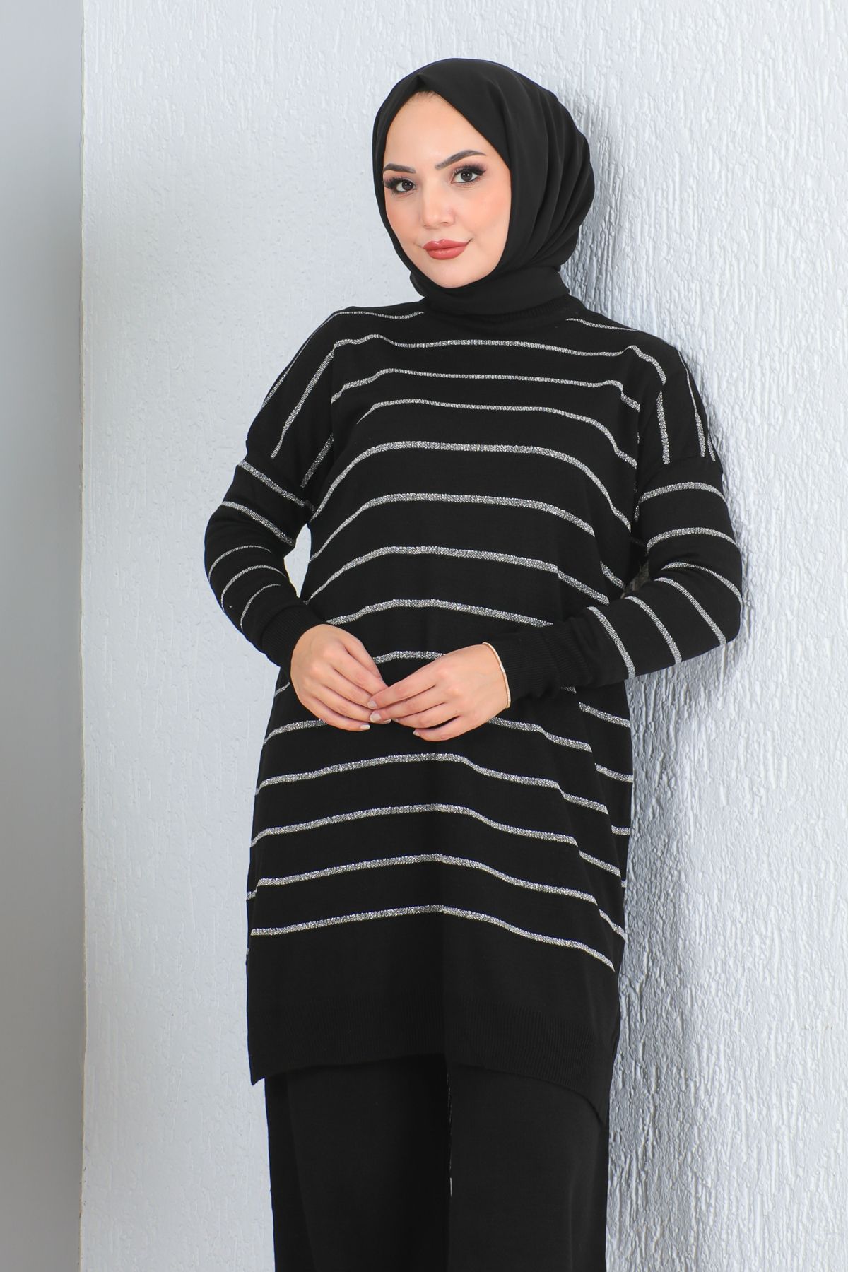 Simli Çizgili Tunik Pantolon Triko Takım - Siyah Simli Çizgili Tunik Pantolon Triko Takım - Siyah