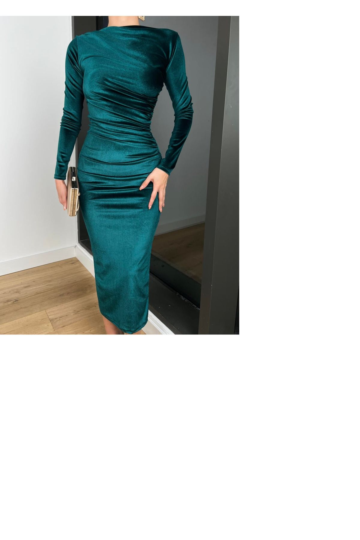 KADIN Uzun Kollu Drape Detaylı Malenkov Kadife Elbise KADIN Uzun Kollu Drape Detaylı Malenkov Kadife Elbise