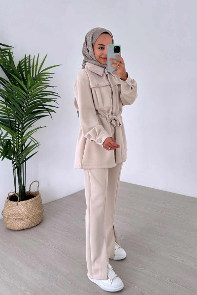 Kuşak Detay Modern İkili Scuba Takım - Bej Kuşak Detay Modern İkili Scuba Takım - Bej