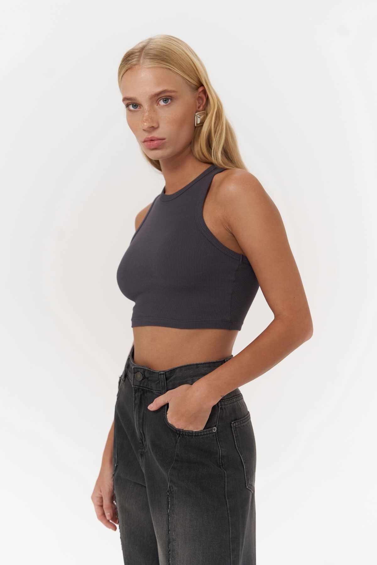 Mai Collection Fleur Fitilli Halter Yaka Antrasit Crop