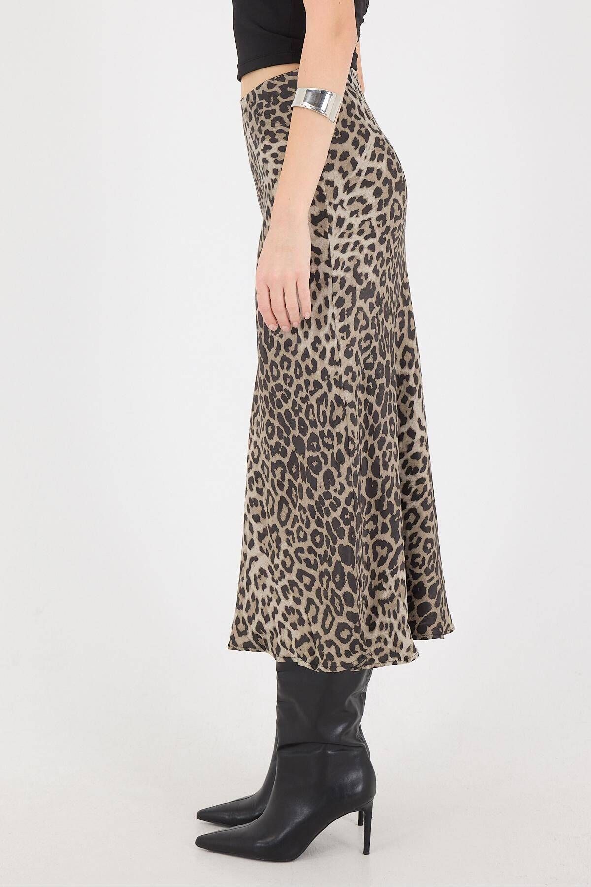 Leopar Desenli Midi Boy Saten Etek E16126-P11 Leopar Desenli Midi Boy Saten Etek E16126-P11