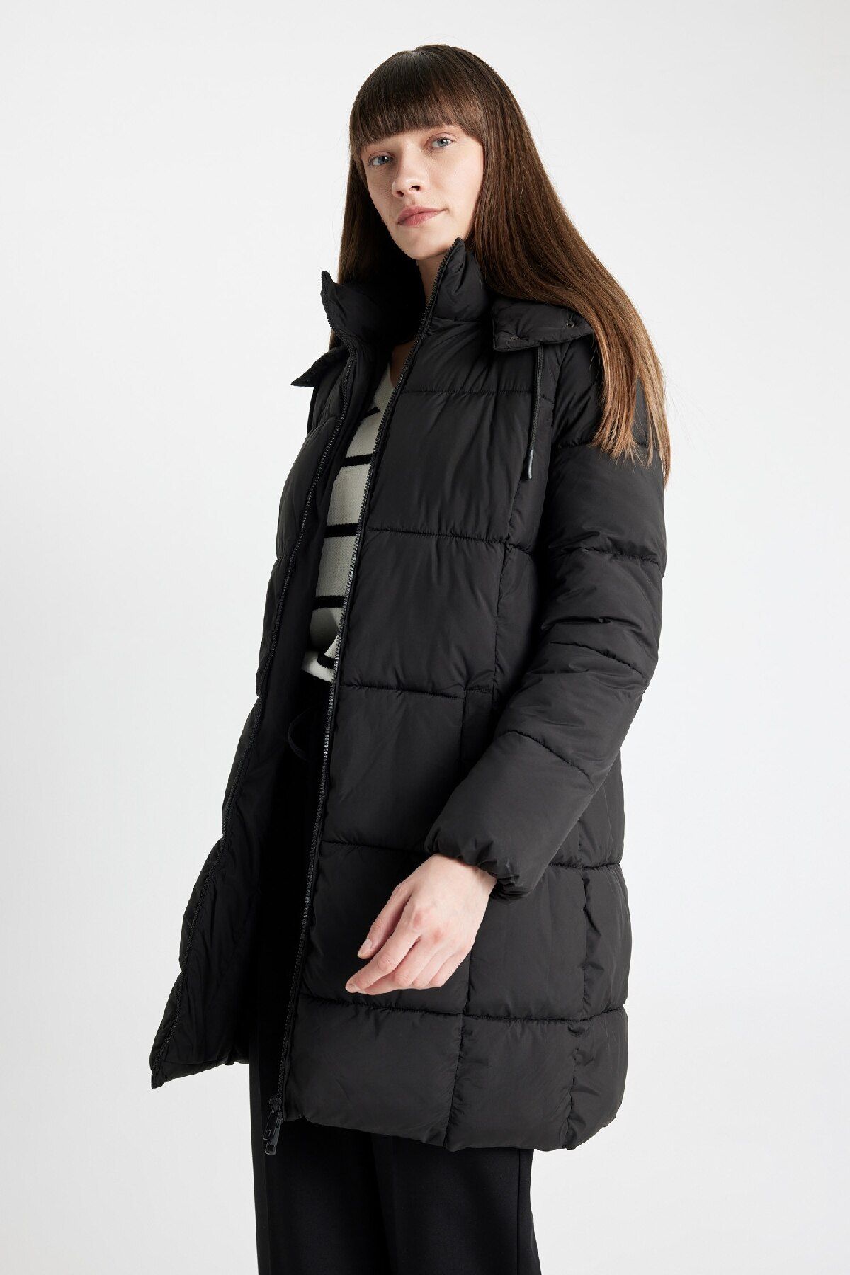 Su Itici Regular Kalıp Çıkarılabilir Kapüşonlu Puffer Şişme Uzun Mont Parka A1315ax24wn Su Itici Regular Kalıp Çıkarılabilir Kapüşonlu Puffer Şişme Uzun Mont Parka A1315ax24wn