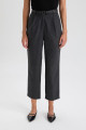 Wide Leg Yüksek Bel Düz Paça Pantolon D6877AX24AU Wide Leg Yüksek Bel Düz Paça Pantolon D6877AX24AU