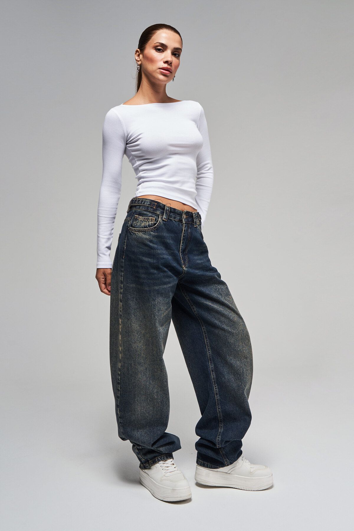 Kadın T.Kot Rengi Süper Baggy Fit Kemer Detaylı Denim Kadın T.Kot Rengi Süper Baggy Fit Kemer Detaylı Denim