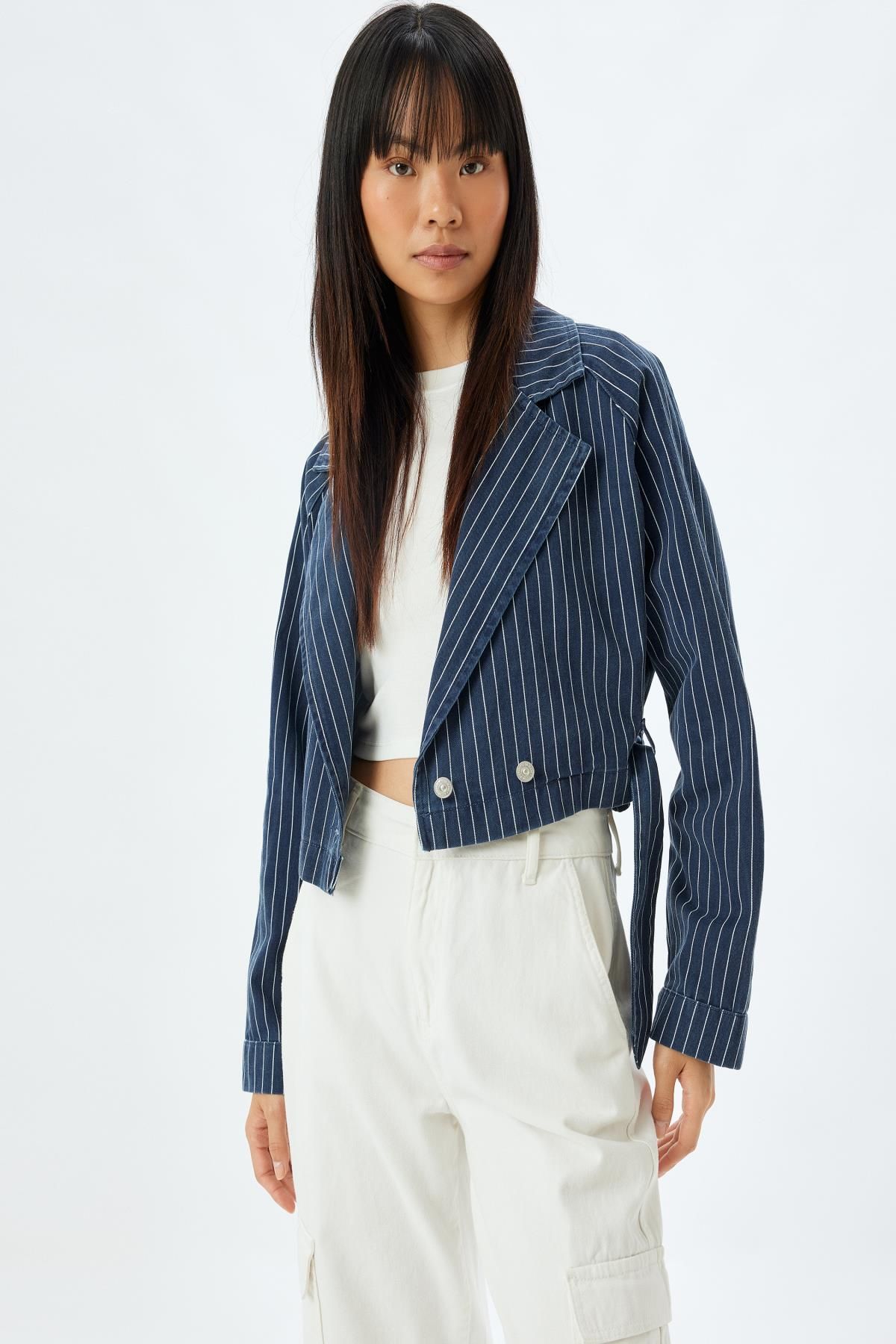Lacivert Çizgili Kadın Ceket 5WAL50021MD Lacivert Çizgili Kadın Ceket 5WAL50021MD