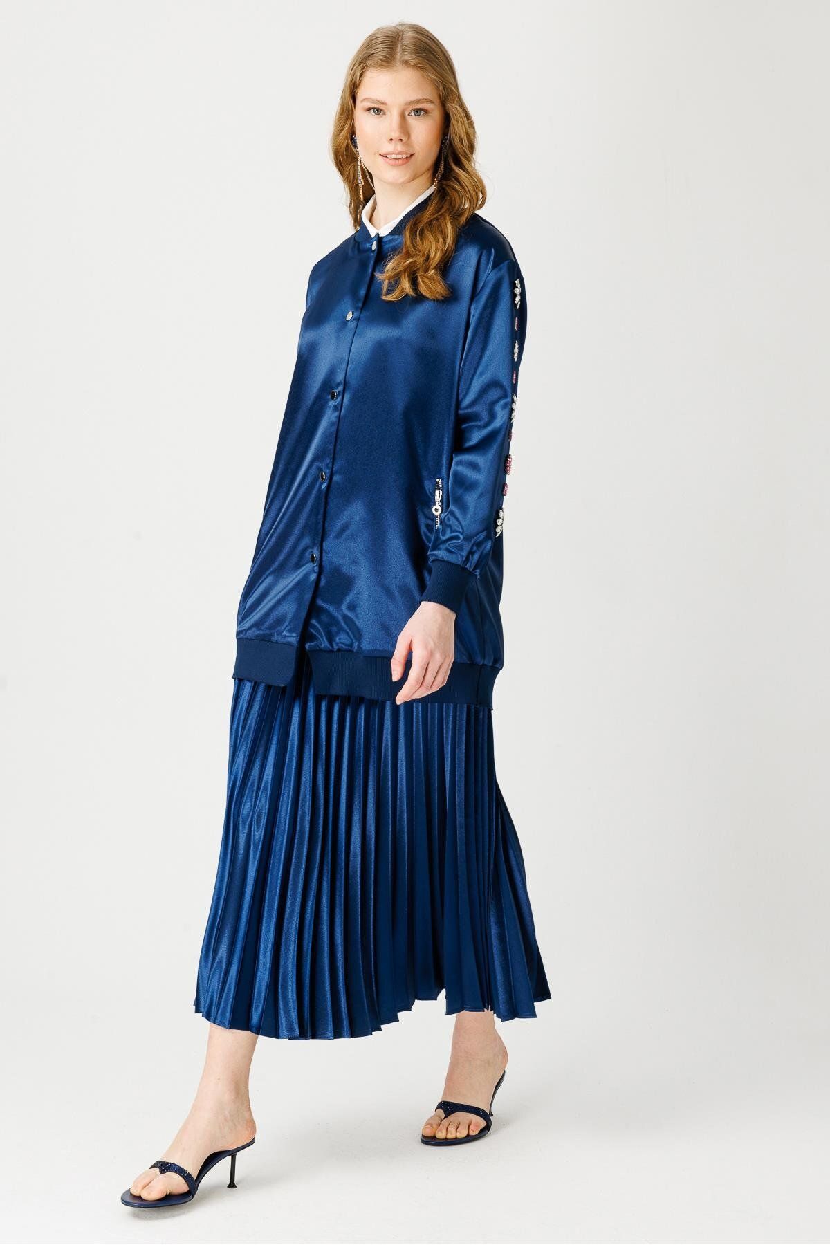 Taş İşlemeli Bomber Ceket LACİVERT Taş İşlemeli Bomber Ceket LACİVERT