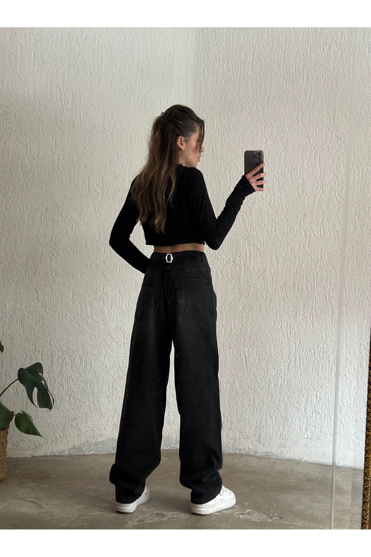Siyah BAGGY Toka Detaylı Bol Kesim Geniş Paça Rahat Baggy Jean Kot Salaş Kadın Pantolon Siyah BAGGY Toka Detaylı Bol Kesim Geniş Paça Rahat Baggy Jean Kot Salaş Kadın Pantolon