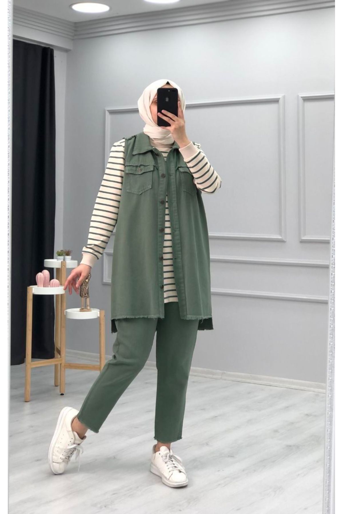 Mint Tesettür Üçlü Yelekli Takım Mint Tesettür Üçlü Yelekli Takım